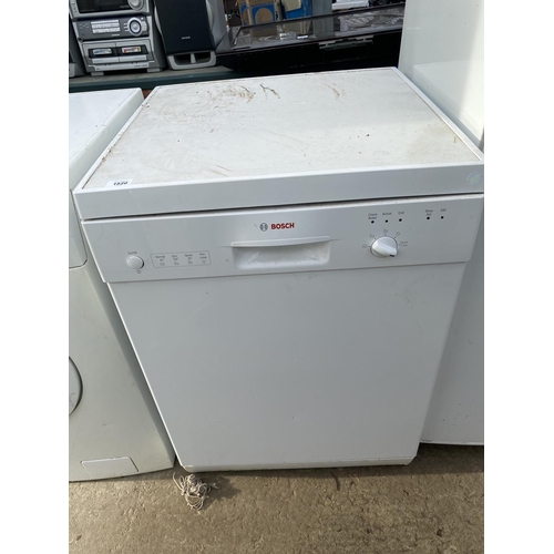 1820 - A WHITE BOSCH DISHWASHER BELIEVED IN WORKING ORDER BUT NO WARRANTY