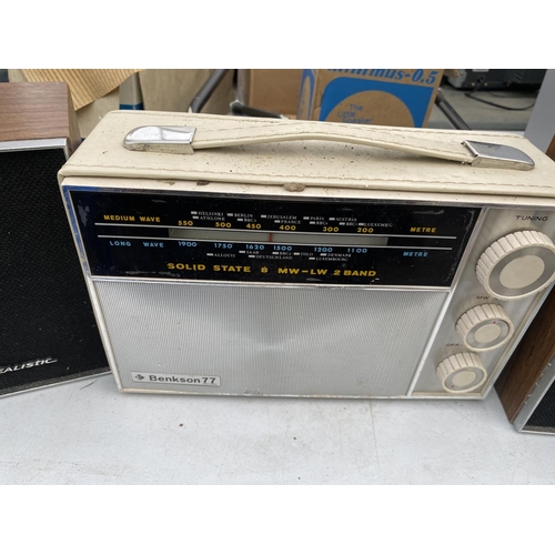 1852 - AN ASSORTMENT OF ELECTRICALS TO INCLUDE A BENKSON77 RADIO AND A PAIR OF REALISTIC SPEAKERS ETC