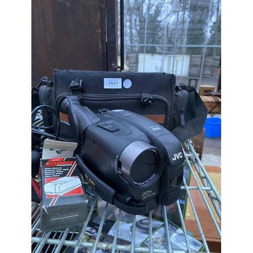 1517 - A JVC CAM CORDER WITH CARRY CASE