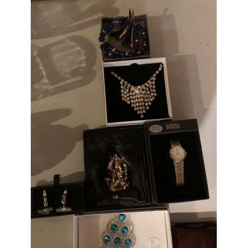 295 - A COLLECTION OF COSTUME JEWELLERY TO INCLUDE NECKLACES, CLIP ON EARRINGS ETC