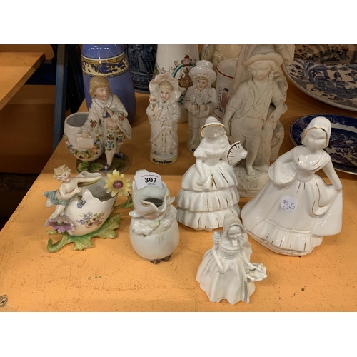 307 - AN ASSORTMENT OF VARIOUS STAFFORDSHIRE CERAMICS TO INCLUDE FIGURINES, LARGE JUGS ETC