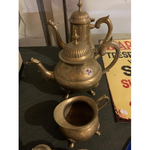 866 - A COLLECTION OF BRASS WARE TO INCLUDE TEA AND COFFEE POT, MILK AND SUGAR BOWL, CRUET SET ETC.