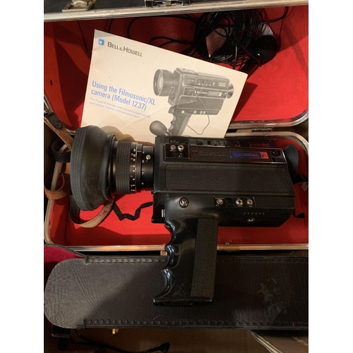 908 - A BOXED BELL & HOWELL FILMOSONIC/XL CAMERA (MODEL 1237) FOR SUPER 8 MOVIES TO INCLUDE A BELL & HOWEL... 