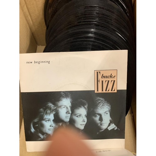 211 - AN ASSORTMENT OF 45 SINGLE RECORDS TO INCLUDE A SIGNED COPY OF DANA'S 'LITTLE THINGS MEAN A LOT'