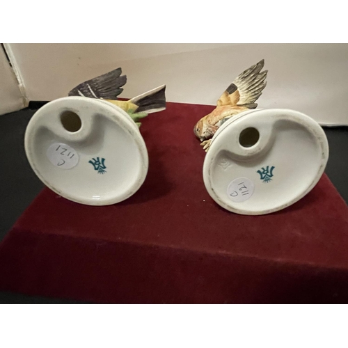 350 - A PAIR OF CERAMIC BRITISH GARDEN BIRD ORNAMENTS