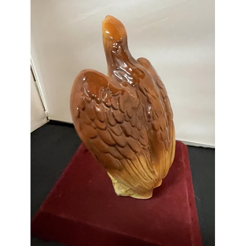 362 - A CERAMIC EAGLE ORNAMENT (A/F)