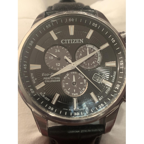 690 - A BOXED CITIZEN CHRONOGRAPH WRIST WATCH IN WORKING ORDER