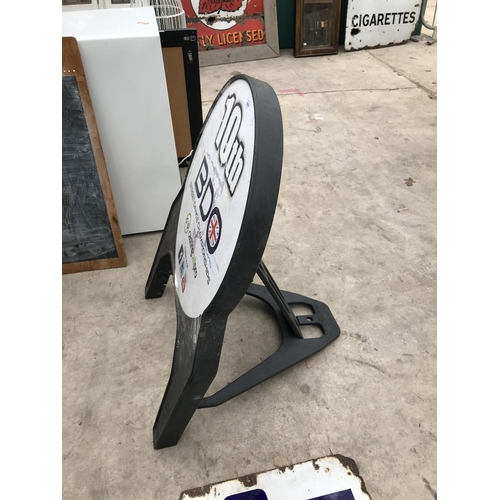 1604 - AN ADVERTISING SIGN AND A WOODEN BLACK BOARD SIGN