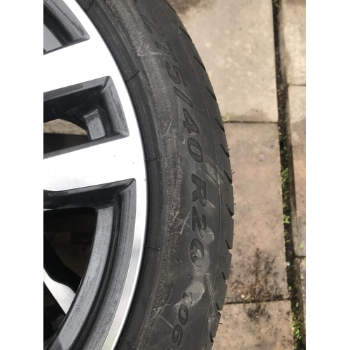 1621 - A PAIR OF BMW SPORTS TYRE RIMS WITH PIRELLI 275/40 R20 TYRES