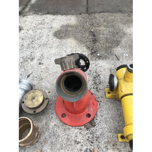 1624 - A QUANTITY OF FIRE HYDRANT FITTINGS AND A REEL OF FIRE HOSE