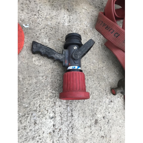 1624 - A QUANTITY OF FIRE HYDRANT FITTINGS AND A REEL OF FIRE HOSE