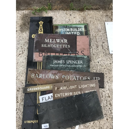 1629 - AN ASSORTMENT OF HISTORICAL METAL ENGRAVED COMPANY SIGNS