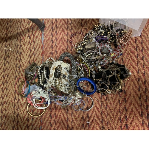 170 - A CLEAR BOX OF MIXED COSTUME JEWELLERY TO INCLUDE NECKLACES, BANGLES ETC