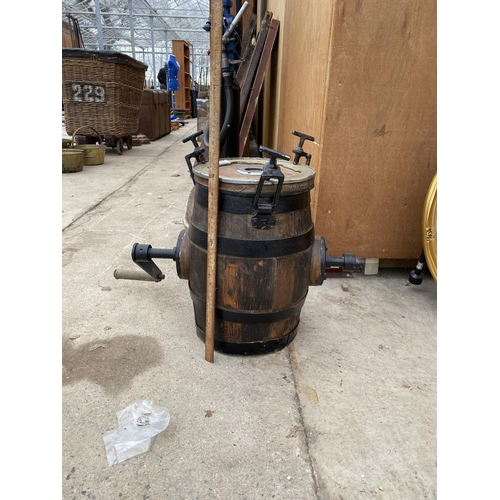 1201 - A VINTAGE BUTTER CHURN WITH HANDLE