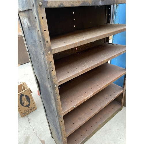 1261 - A VINTAGE METAL 10 SHELF UNIT (H:221CM W:92CM)