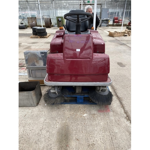 7 - A MINUTEMAN POWERBOSS  SWEEPER  NO VAT