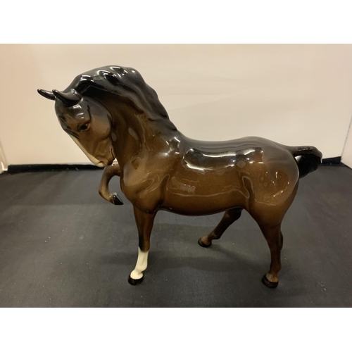 723 - A BESWICK IMPERIAL STALLION