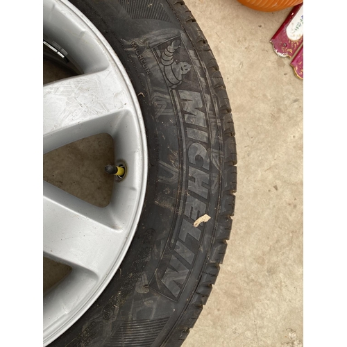 1409 - A FIVE STOOD CAR RIM WITH A MICHELIN 225/65 R 17 TYRE