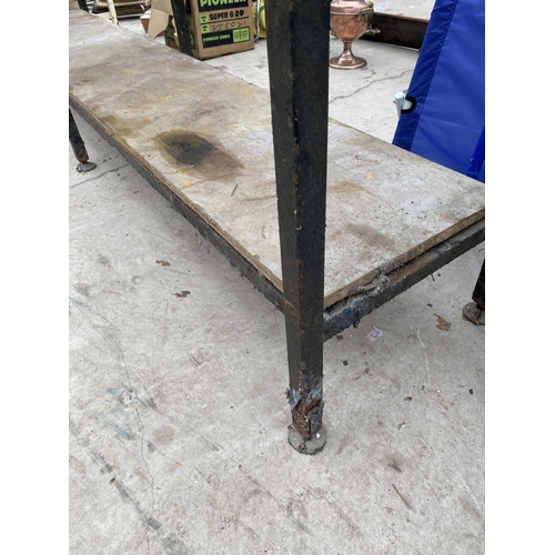 1414 - A LARGE METAL WORK BENCH WITH WOODEN SHELF UNDERNEATH