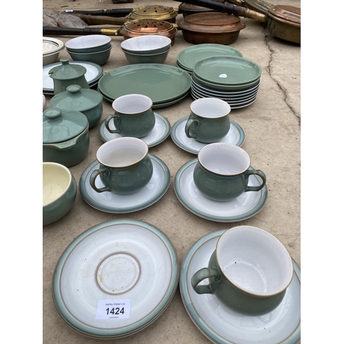 1424 - A LARGE ASSORTMENT OF CERAMIC WARE TO INCLUDE VARIOUS CUPS AND SAUCERS, TEAPOT AND PLATES ETC