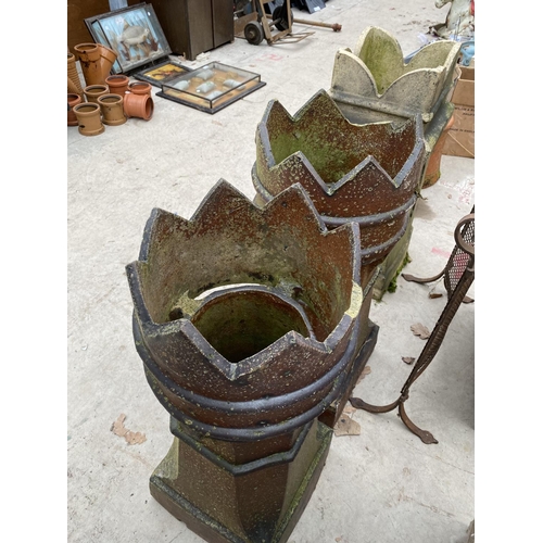 1448 - A PAIR OF KINGS CHIMNEY POTS