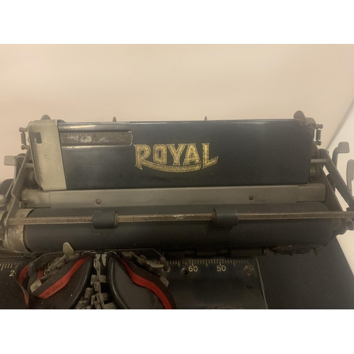 11 - A VERY EARLY VERSION OF A 'ROYAL' MANUAL TYPEWRITER