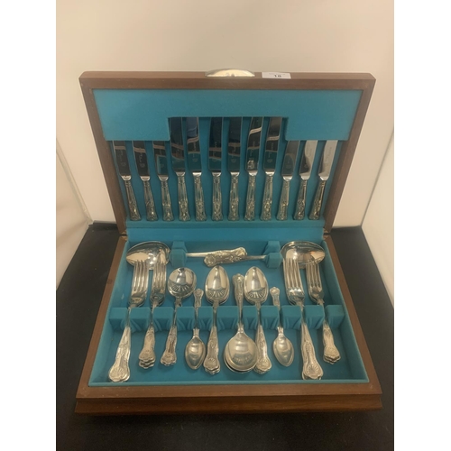 18 - A CANTEEN OF SILVER PLATED CUTLERY KINGS DESIGN 38 PIECES