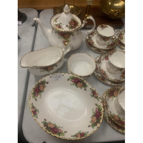 19A - A ROYAL ALBERT 'OLD COUNTRY ROSES' TEA SET TO INCLUDE SIX TRIOS, TEAPOT AND SERVING BOWLS