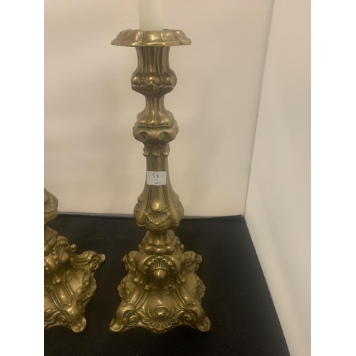 5 - A PAIR OF LARGE CANDLESTICKS HEIGHT: 40CM