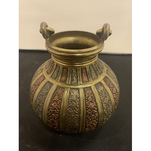 61 - A BRASS AND COPPER TWIN HANDLED POT H:16CM