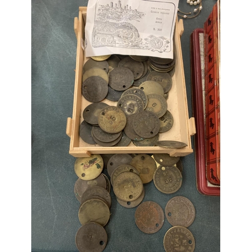 101 - A QUANTITY OF JAQUES AND CLARK (SHOEMAKERS) CLOCKING IN TOKENS