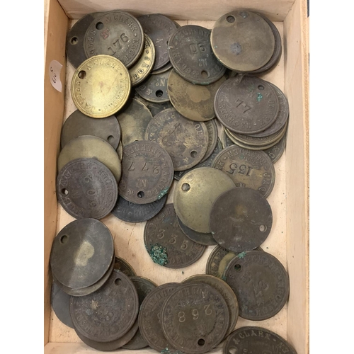 101 - A QUANTITY OF JAQUES AND CLARK (SHOEMAKERS) CLOCKING IN TOKENS