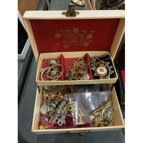 233 - AN ASSORTMENT OF COSTUME JEWELLERY TO INCLUDE  RINGS, EARINGS AND CUFF LINKS ETC