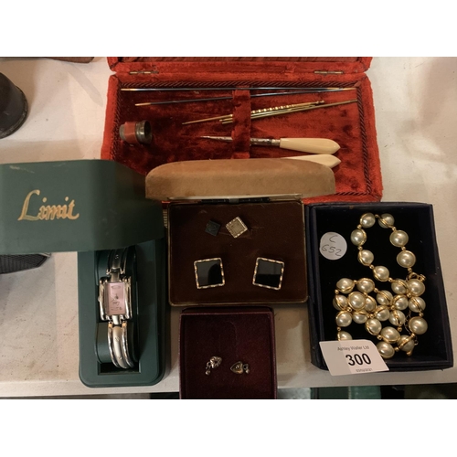 300 - VARIOUS ITEMS OF COSTUME JEWELLERY TO INCLUDE SOME BOXED