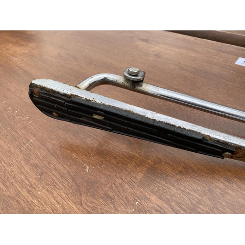 1201A - A RARE SET OF TWO BREV. FIAR G CESARI CHROME LAMBRETTA DUAL SIDE PANEL BARS - TO FIT A SERIES 3 ONWA... 