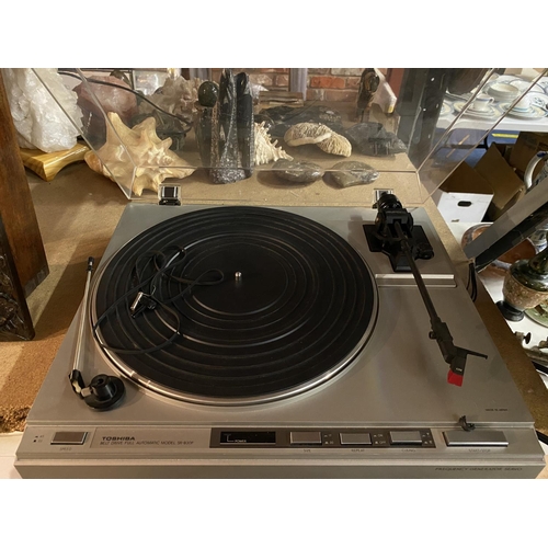 803 - A TOSHIBA RECORD DECK BELT DRIVE AUTOMATIC