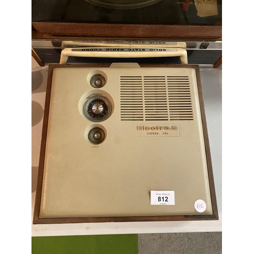 812 - A DECCA SOUND SYSTEM TURNTABLE AND A VINTAGE ELECTRA 711 RADIO