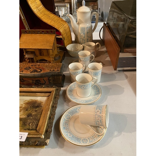 813 - A COLLECTION OF MIXED ITEMS TO INCLUDE ROYAL DOULTON COFFEE SET, WOODEN ITEMS ETC