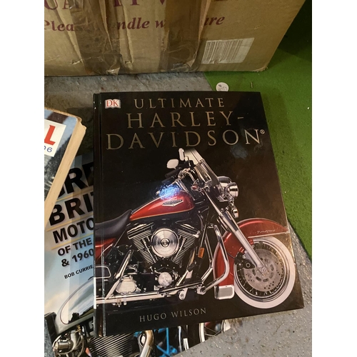 825 - VARIOUS BOOKS TO INCLUDE HARLEY DAVIDSON, ROYAL HISTORY, TRACTORS, MEDAL YEARBOOK ETC