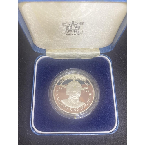 301 - SWAZILAND 1981 25 EMALANGENI SILVER PROOF COIN – KING SOBHUZA 11 DIAMOND JUBILEE . BOXED IN APPROPRI... 