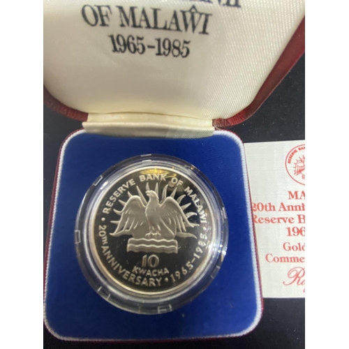 308 - A MALAWI 1985 SILVER PROOF 10 KWACHA COIN . THE COIN IS BOXED WITH COA . PRISTINE CONDITION