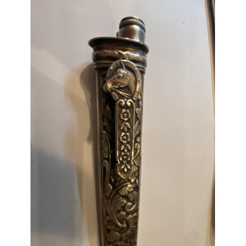 585 - A HALLMARKED BIRMINGHAM SILVER HANDLED BUTTON HOOK AND A WHITE METAL KNIFE IN A DECORATIVE SHEATH