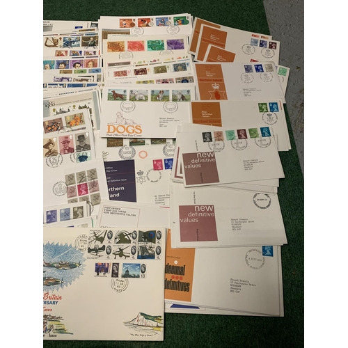 320 - GREAT BRITAIN , A SELECTION OF 166 FIRST DAY COVERS , ALL NEATLY TYPED