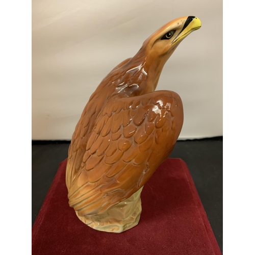 752 - A CERAMIC EAGLE ORNAMENT (A/F)