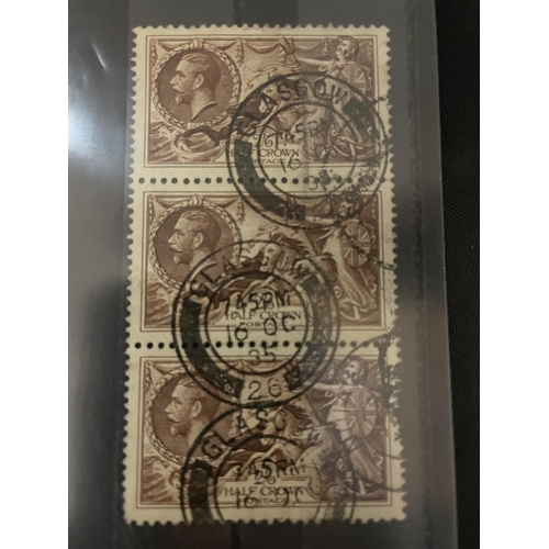 370 - GREAT BRITAIN , 1934 ( 16 OCT ) RE-ENGRAVED 2/6D CHOCOLATE-BROWN , PRESENT AS A VERTICAL STRIP OF TH... 