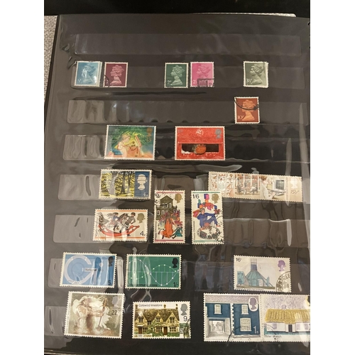 376 - TWO BOXED “COLLECTA” ALBUMS WITH RANGES OF IRELAND & GREAT BRITAIN . IRISH FDC’S ALSO NOTED ( 1950’S... 