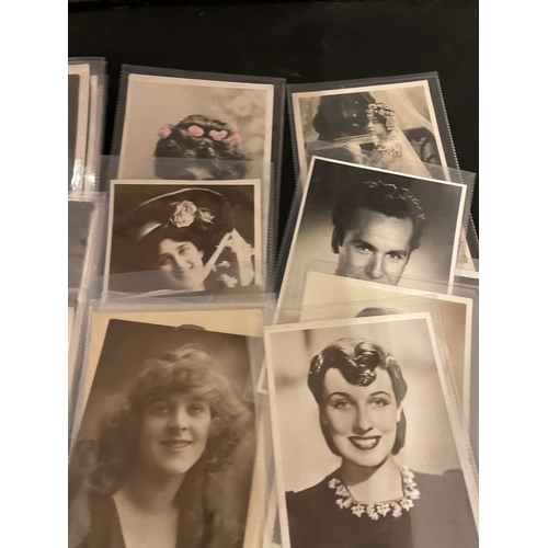 379 - POSTCARDS . A SELECTION OF 40 , IN PLASTIC SLEEVES DEPICTING STARS OF STAGE AND SCREEN FROM YESTERYE... 