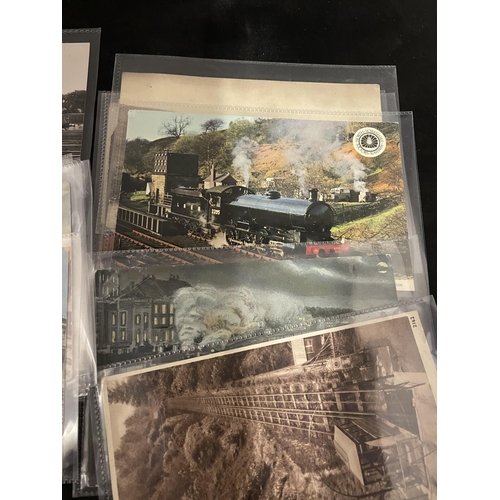 384 - POSTCARDS . A SELECTION OF 40 , IN PLASTIC SLEEVES , RELATING TO EARLIER TRAINS