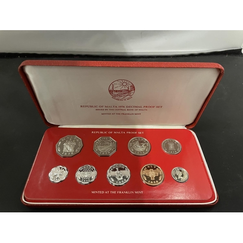 395 - REPUBLIC OF MALTA 1976 DECIMAL PROOF SET . PRISTINE CONDITION WITH COA