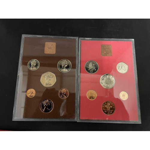 399 - THE COINAGE OF GREAT BRITAIN & NORTHERN IRELAND FOR THE YEARS 1973 & 1974 . BOTH PRISTINE